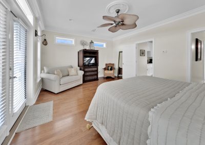 14 Lifeguard Loop E Rosemary-large-016-017-1J0A80701-1500x1000-72dpi