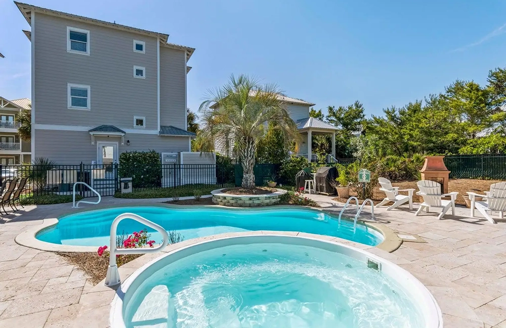 Follow the Sun, private oasis